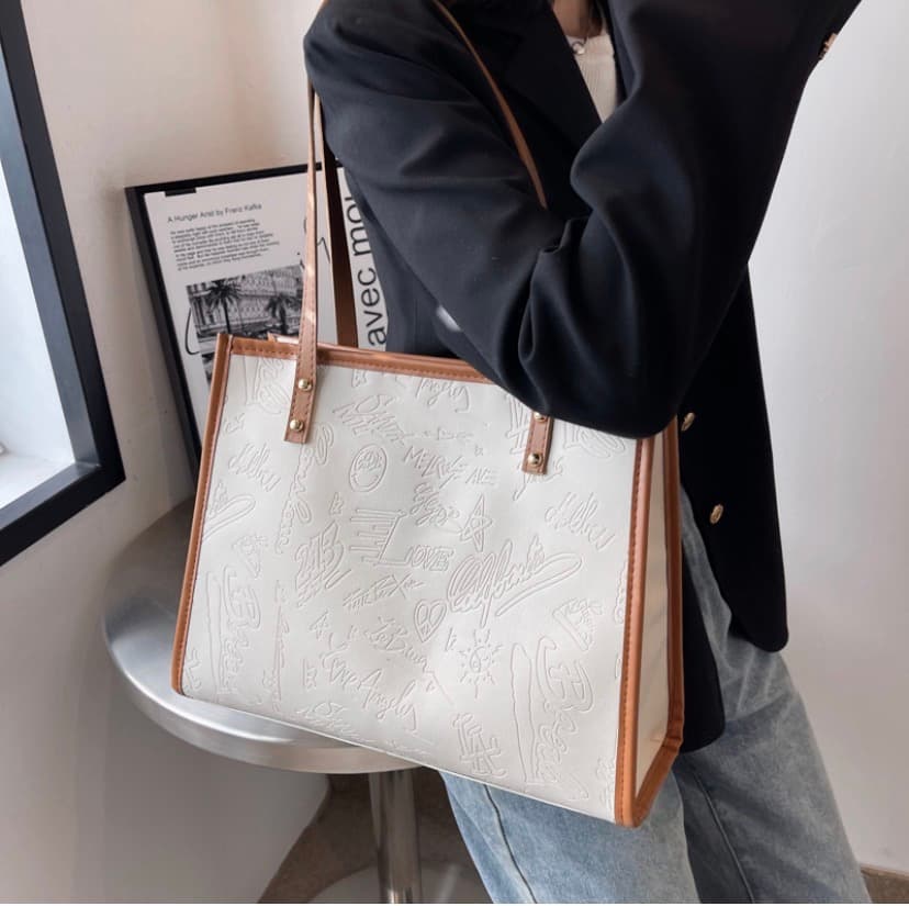 Casual Bag Large Capacity Bag for Women Spring and Summer 2026 New Trendy Fashion Simple Ins Commuter Bag Single Shoulder Tote Bag