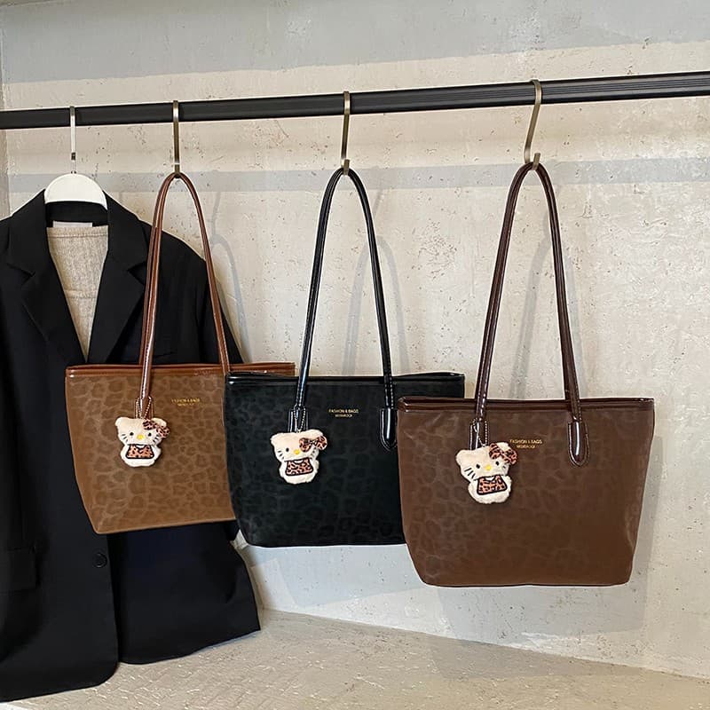 New Leopard Print Bag for Women, High-End Retro Commuter Backpack, Large Capacity Trendy Shoulder Tote Bag