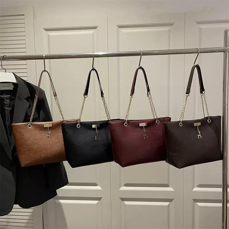 Deer-patterned women's shoulder bag, 2021 autumn style, chain bag, large capacity, wholesale for export, Korean style crossbody.