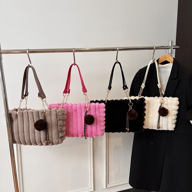 Shoulder Handbag Women's Autum New Fashion Simple Plush Bag Casual Large Capacity Women's Armpit Bag