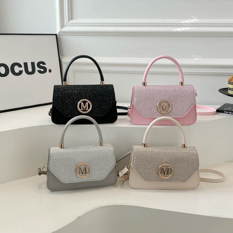 Spring and Summer New Style Personalized Ins Trendy Shoulder Bag with Beautiful Texture and Stylish Crossbody Bag with Contrasting Color Stitching and Handbag