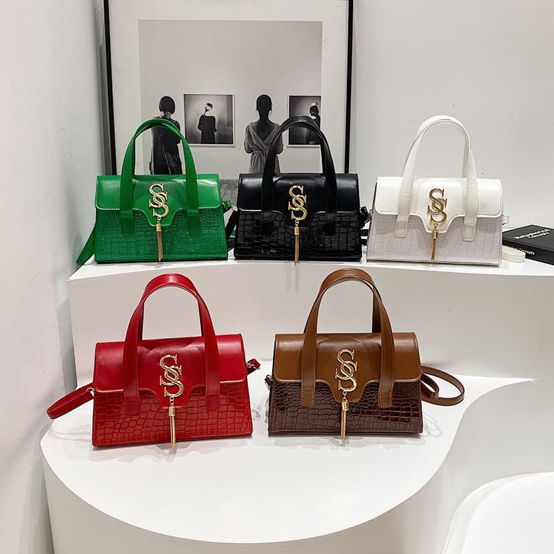 Letter New Fashion Trend Simple Casual Autum Retro Casual Crossbody Bag Single Shoulder Small Square Bag for Women