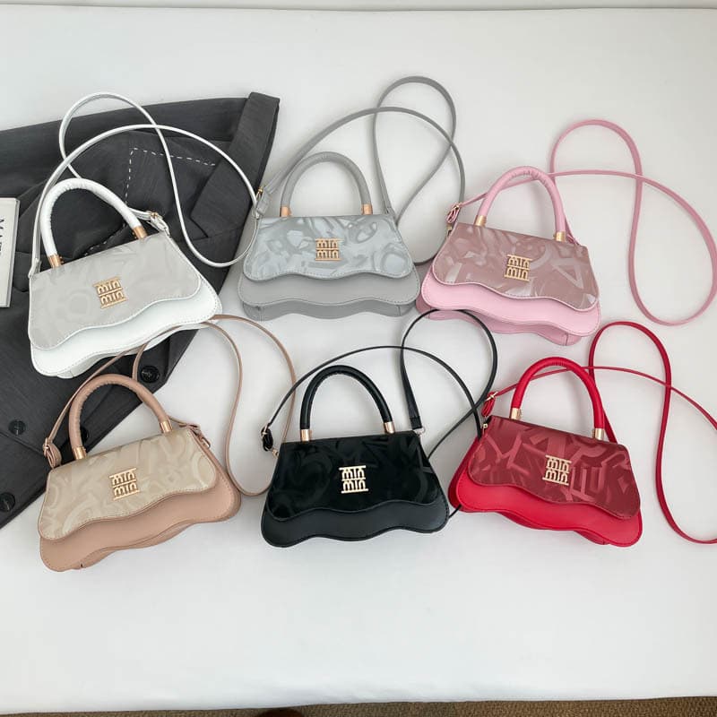 Leisure handbag trend retro small bag female winter new fashion casual popular Messenger bag