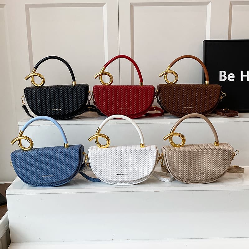 New Fashionable Single-Shoulder Crossbody Bag Saddle Bag Light Luxury High-End Niche Personality Women's Handbag Box Bag