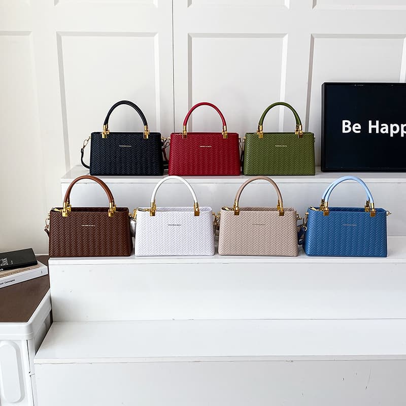 Advanced motion bag new Korean fashion wild small square bag atmosphere popular solid color shoulder diagonal bag