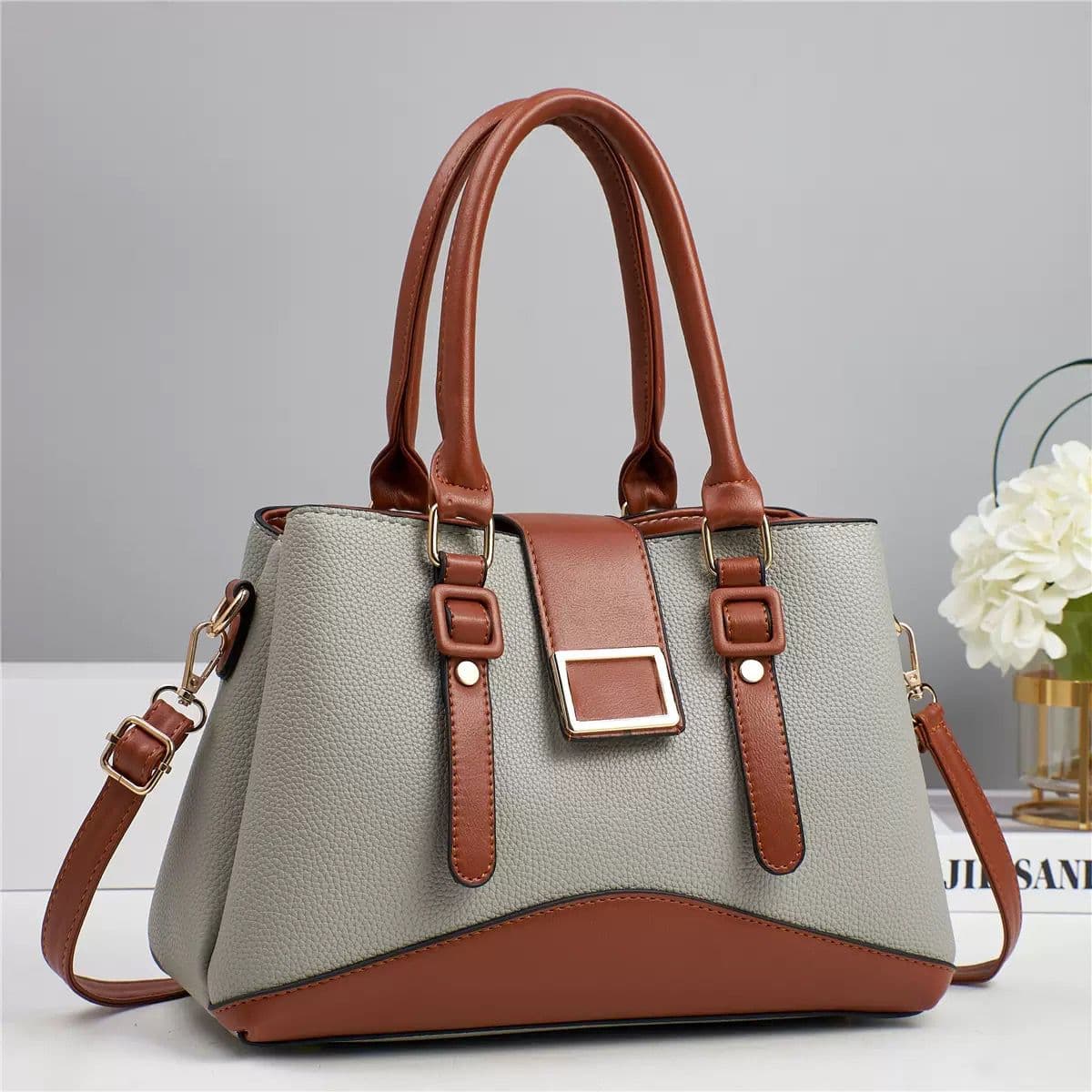 Factory foreign trade fashion handbag bag new one shoulder slung women's bag fashion Korean fashion simple foreign style