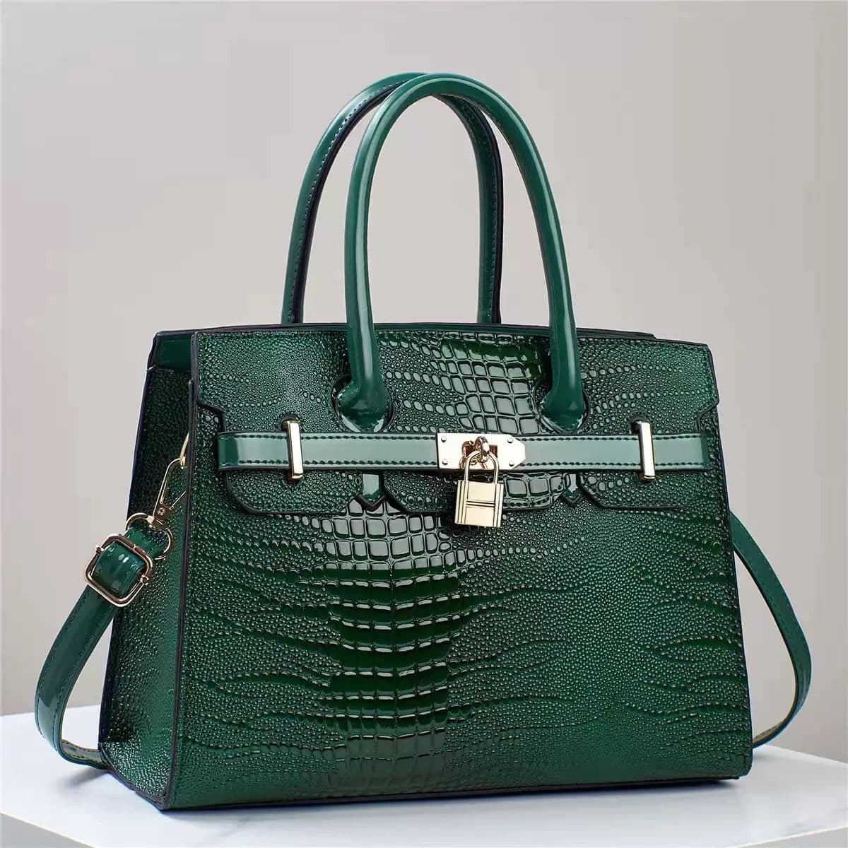 Fashion New Style Trendy Handbag New Model Manufacturer Temperament Mom Ladies Bag Shoulder Crossbody Bag Direct Sale Texture