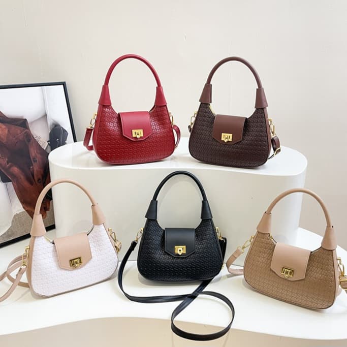 Autumn quality, small bag, female new personality braided moon tooth bag fashion retro labate bag