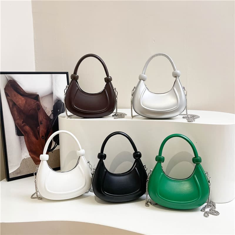 Elegant Women's Bag Summer New Armpit Bag Niche Design Chain Shoulder Bag Advanced Texture Hot Girl Handbag