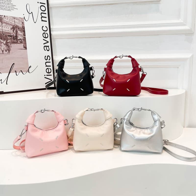 Children's Bag Spring and Summer New Fashion Embroider Cute Girl Handbag Niche Design Mini Armpit Bag Crossbody Bag