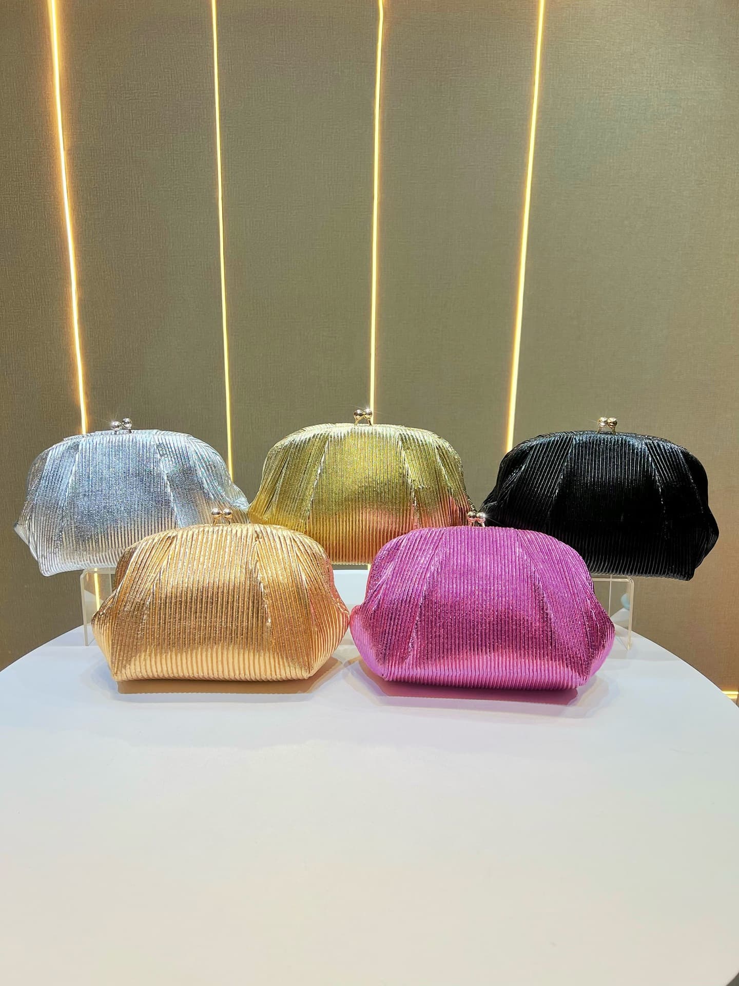 Cross-Border New Pleated Evening Bag, Women's Fashionable Shoulder Crossbody Bag, Cloud Bag, High-End Versatile Clutch Bag