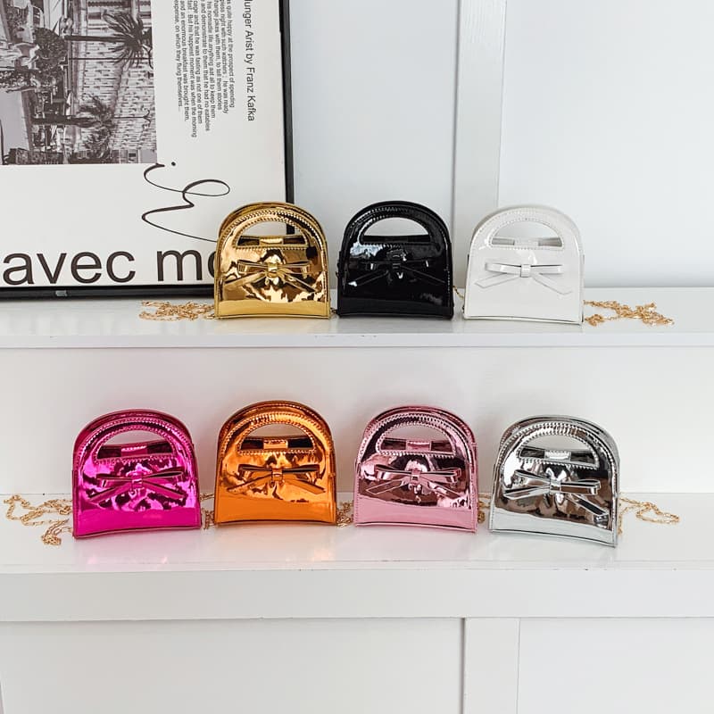 Fashion Patent Leather Glossy Little Girls Chain Bag Sweet Cute Bow Girls Handbag Solid Color Children's Bag