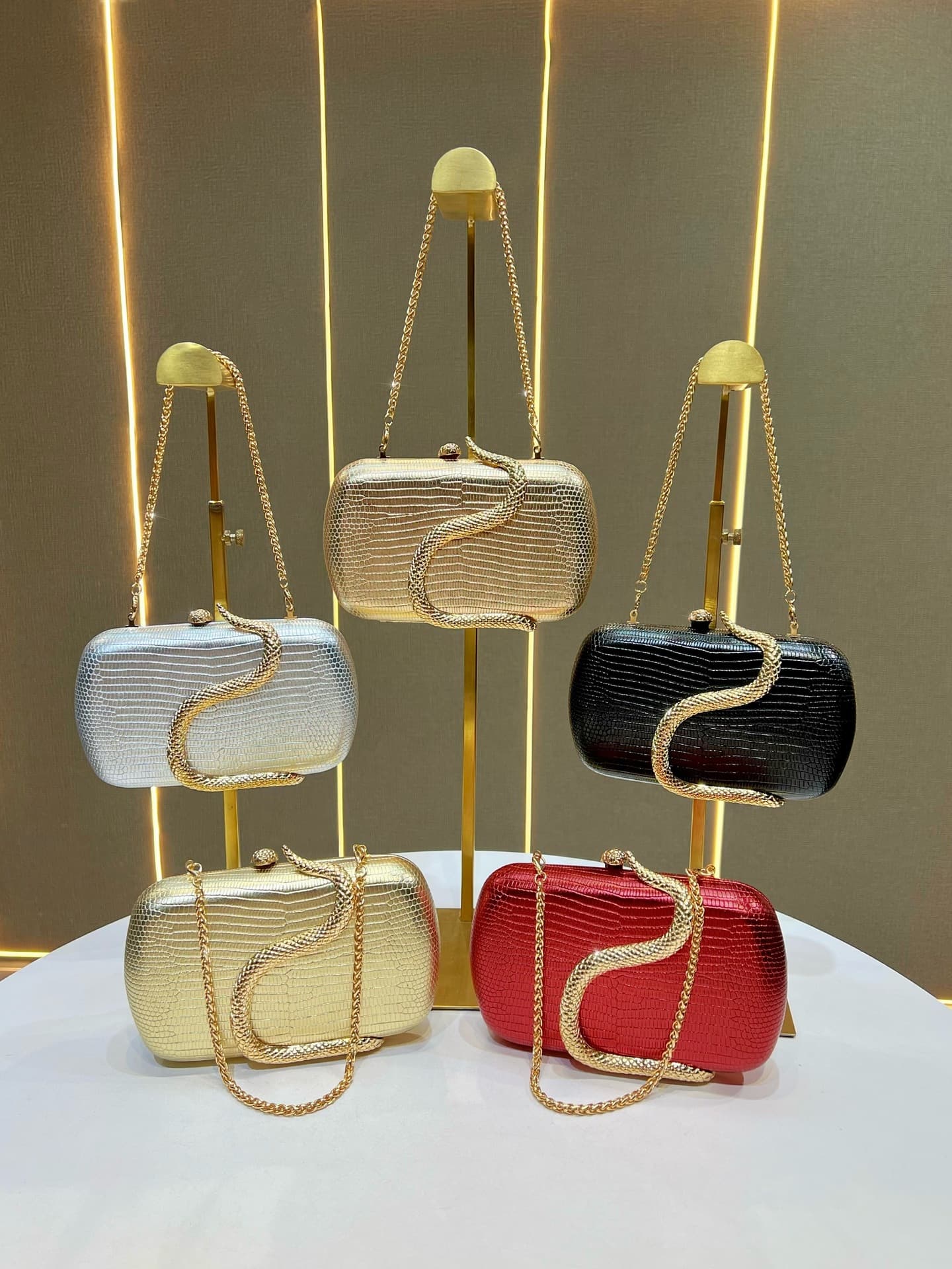 New cross-border light luxury night banquet high-level hand bag fashion shoulder diagonal bag celebrity banquet chain bag