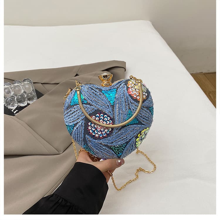 Sequined vintage dinner bag spring new European and American cross-border banquet fashion trend hand take love hand bag